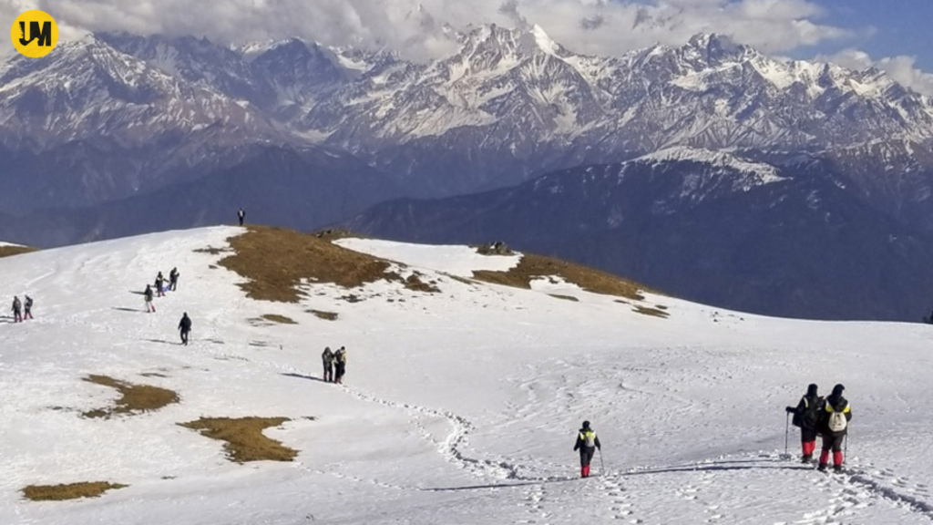 Dayara Bugyal Trek