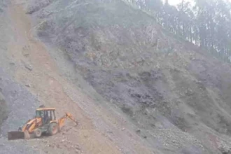 Uttarakhand: प्रदेश में भूस्खलन