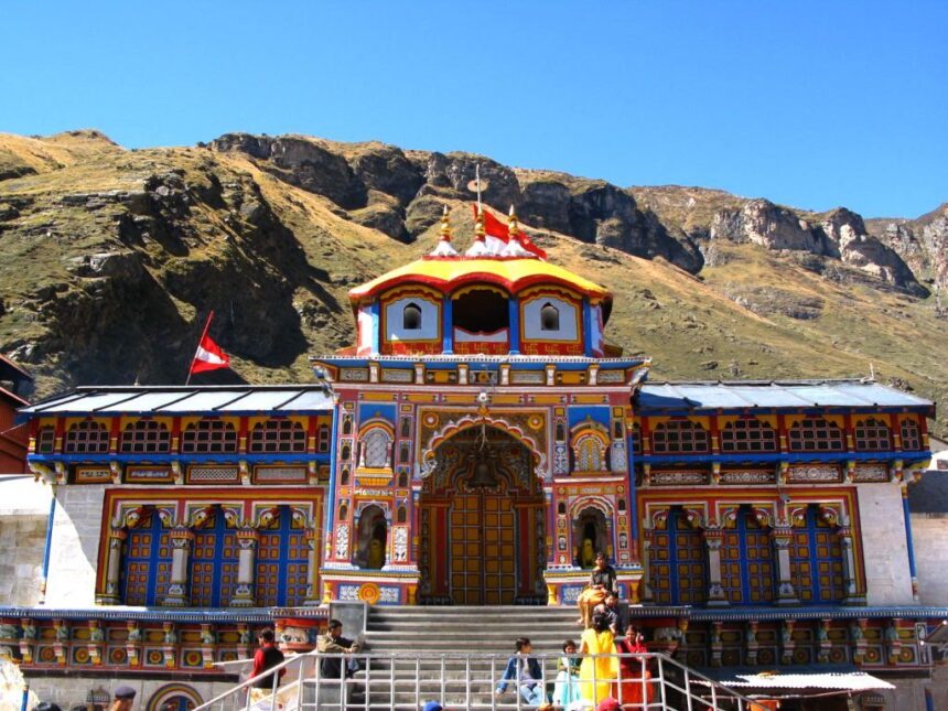Badrinath Temple Uttarakhand – Sacred Char Dham Shrine of Lord Vishnu